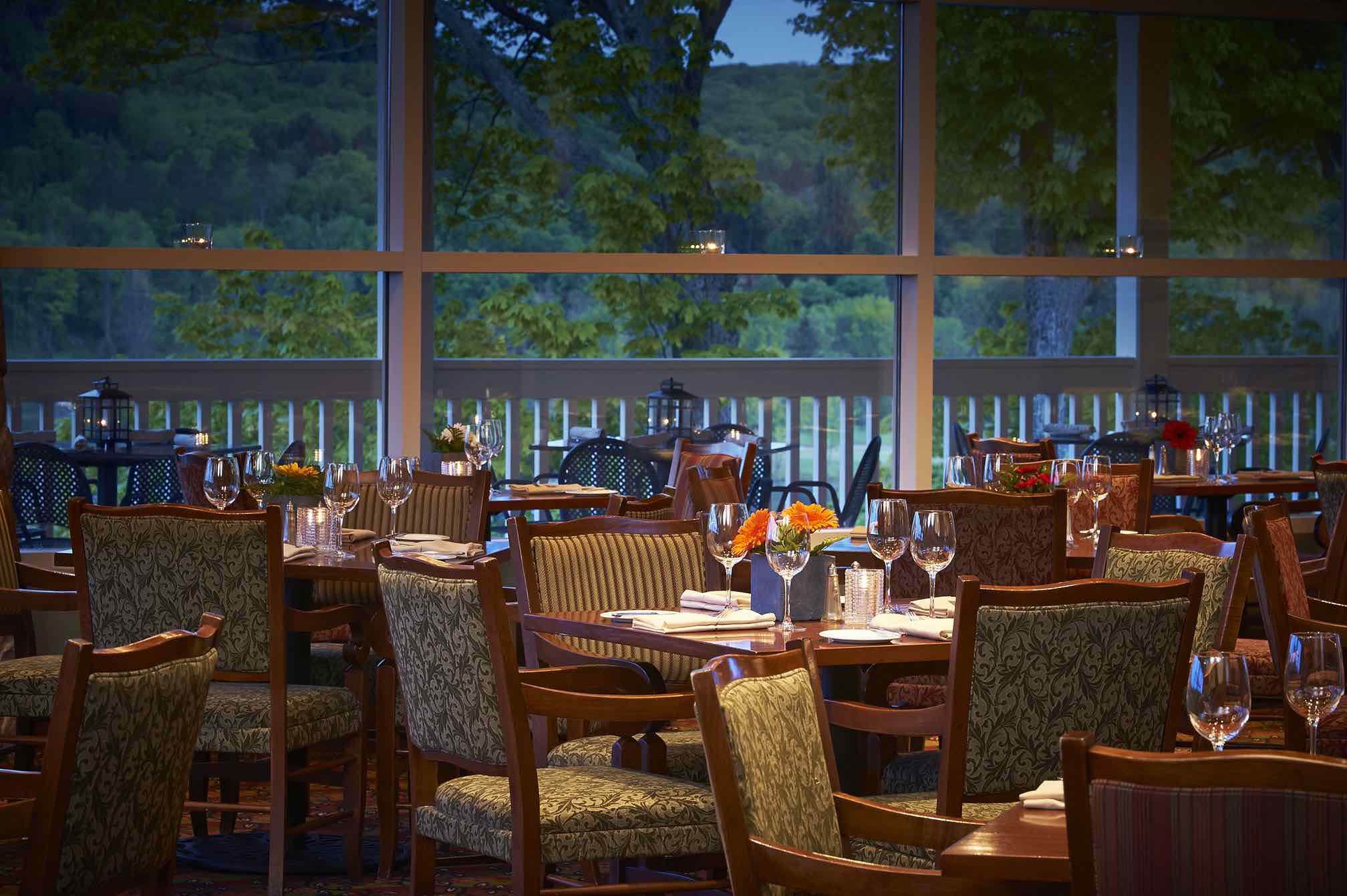 Interior view of Eclipse restaurant at Deerhurst Resort in Huntsville