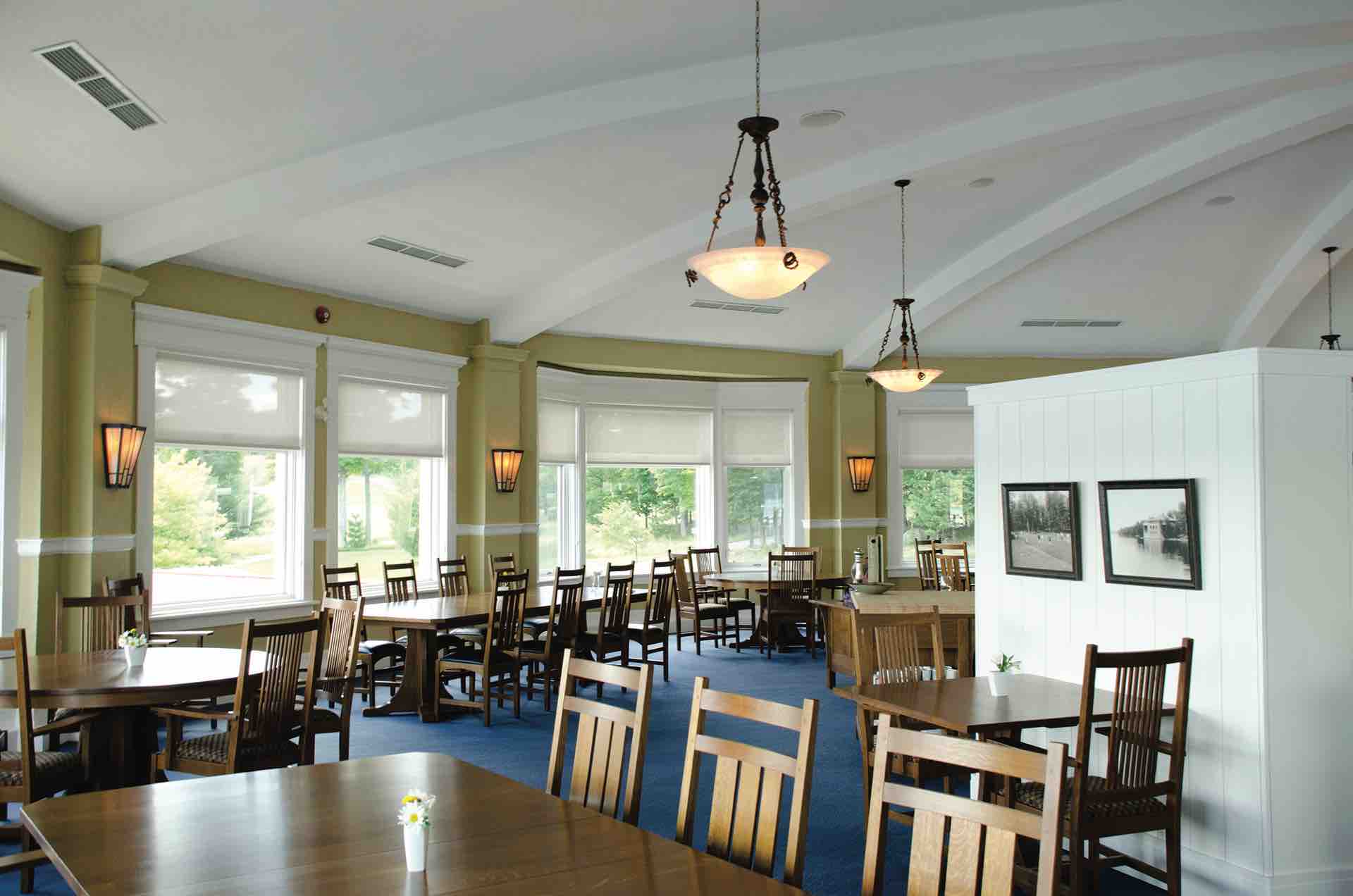 The interior of the dining room at Bigwin Island